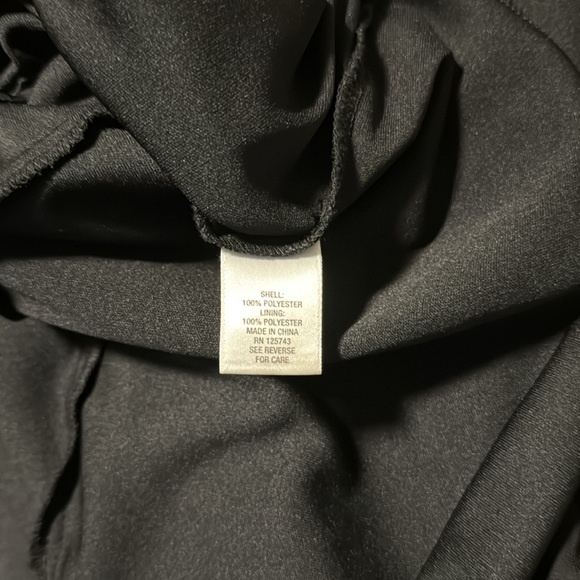 NWOT Signature Tessa sleeveless black dress - Picture 8 of 9